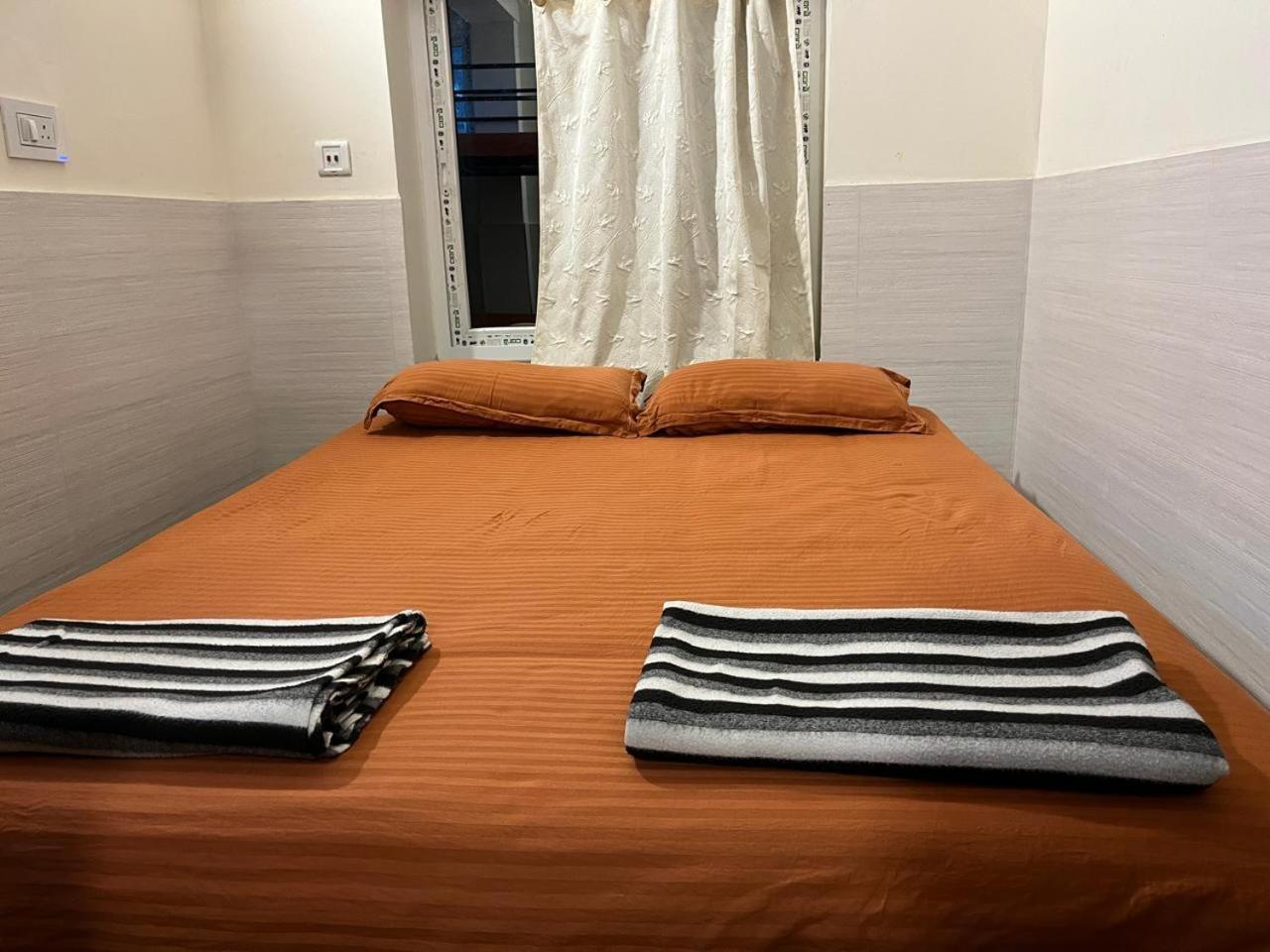 פורי Nirman Homestay 5 Minutes Walk To Beach מראה חיצוני תמונה